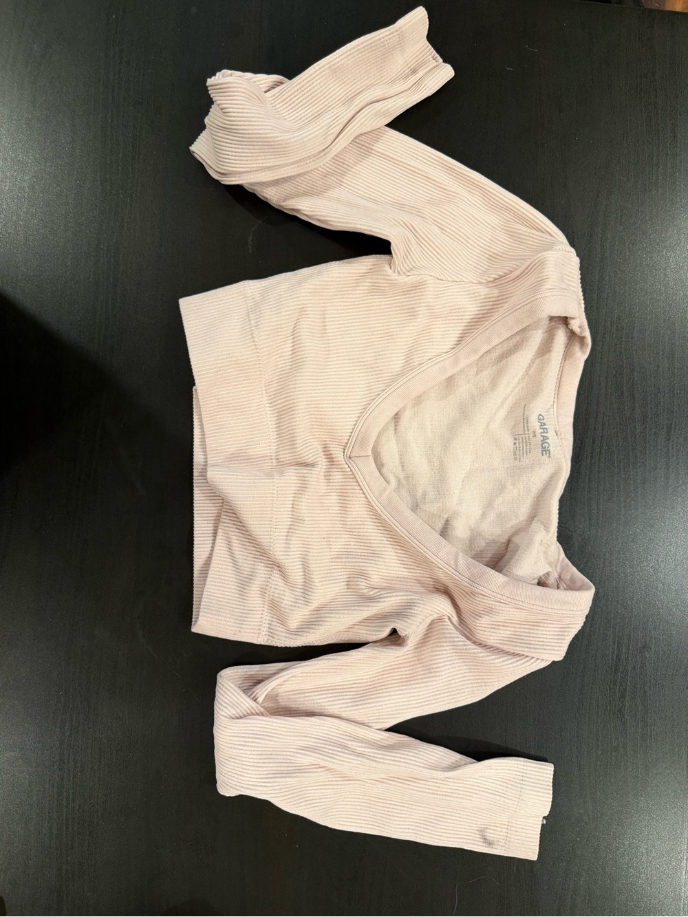 Garage Light Pink Ribbed V-Neck Long Sleeve Crop Top